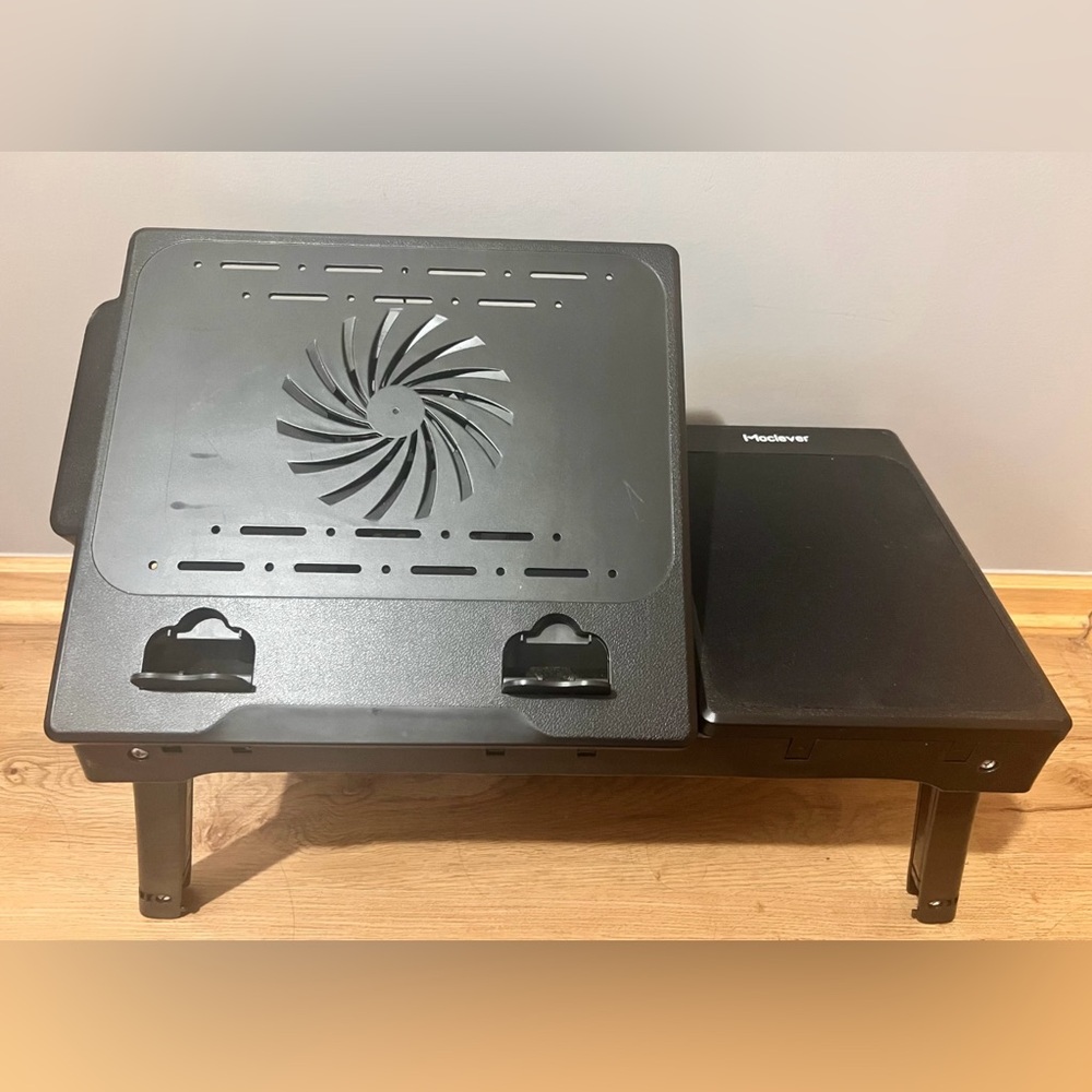 Moclever Laptop Cooling Stand - Black